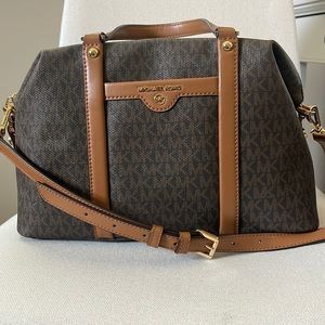 Authentic Michael Kors Satchel